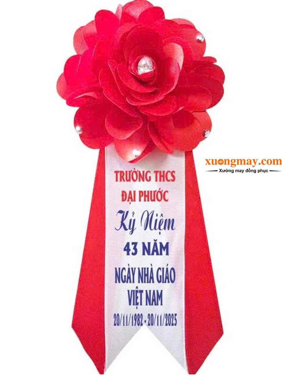 Xưởng May Hoa Cài Áo Đại Biểu